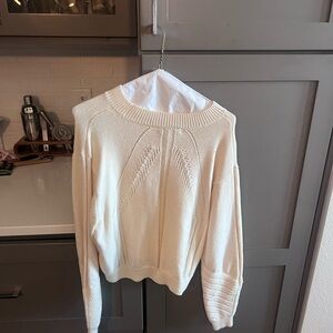 Club Monaco Ivory Crewneck Knit Sweater